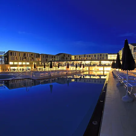 酒店 法肯斯特尼狄亚多拉家庭酒店