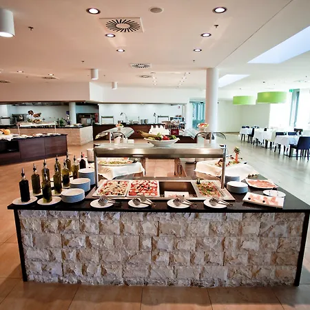 Falkensteiner Family Diadora Hotel Petrcane