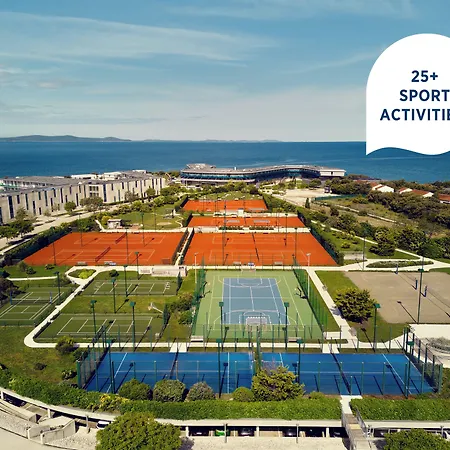 法肯斯特尼狄亚多拉家庭酒店