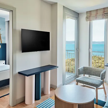 法肯斯特尼狄亚多拉家庭酒店 酒店