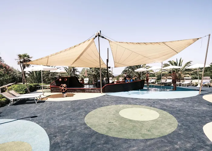 酒店 法肯斯特尼狄亚多拉家庭酒店 佩特坎内