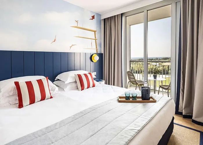 酒店 法肯斯特尼狄亚多拉家庭酒店 佩特坎内