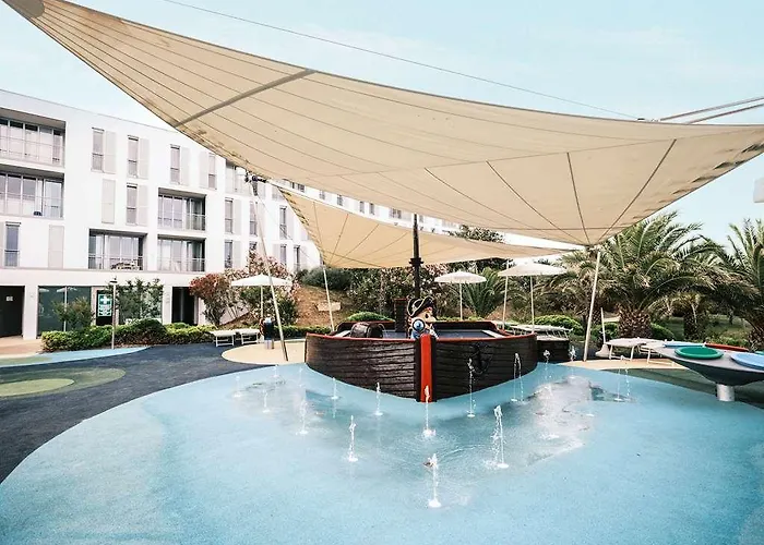 法肯斯特尼狄亚多拉家庭酒店 5*