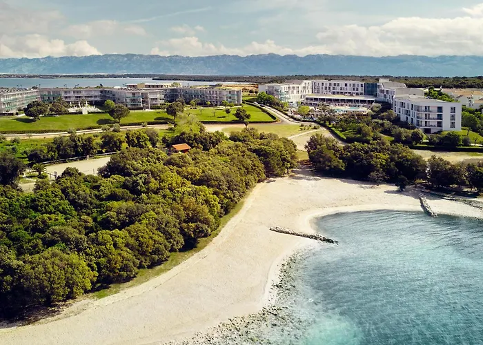 法肯斯特尼狄亚多拉家庭酒店