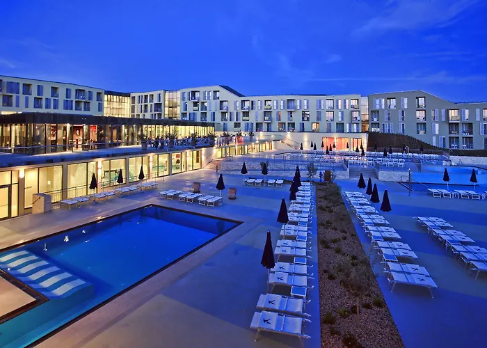 酒店 法肯斯特尼狄亚多拉家庭酒店