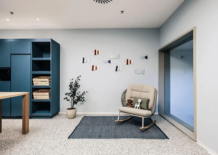 法肯斯特尼狄亚多拉家庭酒店 佩特坎内