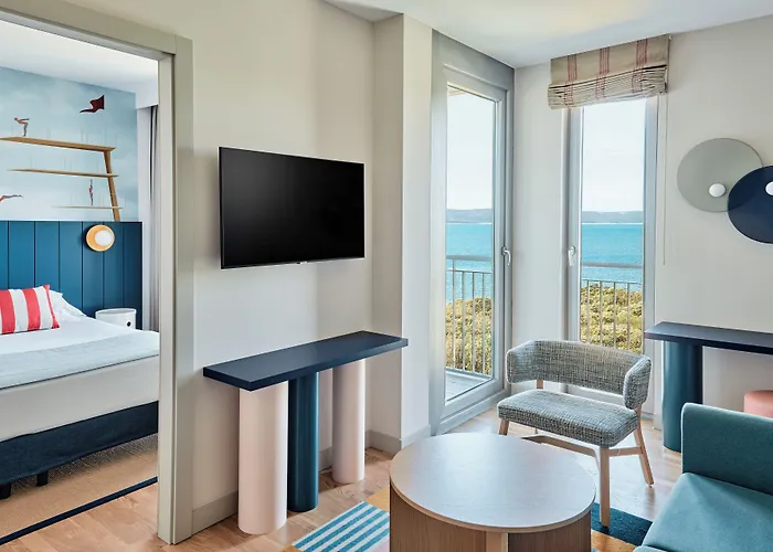 法肯斯特尼狄亚多拉家庭酒店 酒店