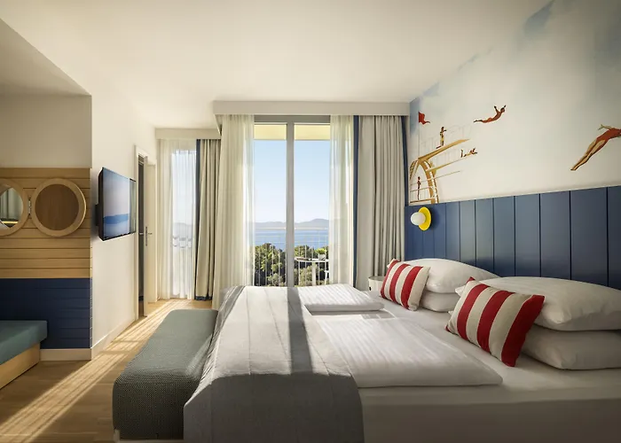 法肯斯特尼狄亚多拉家庭酒店 佩特坎内